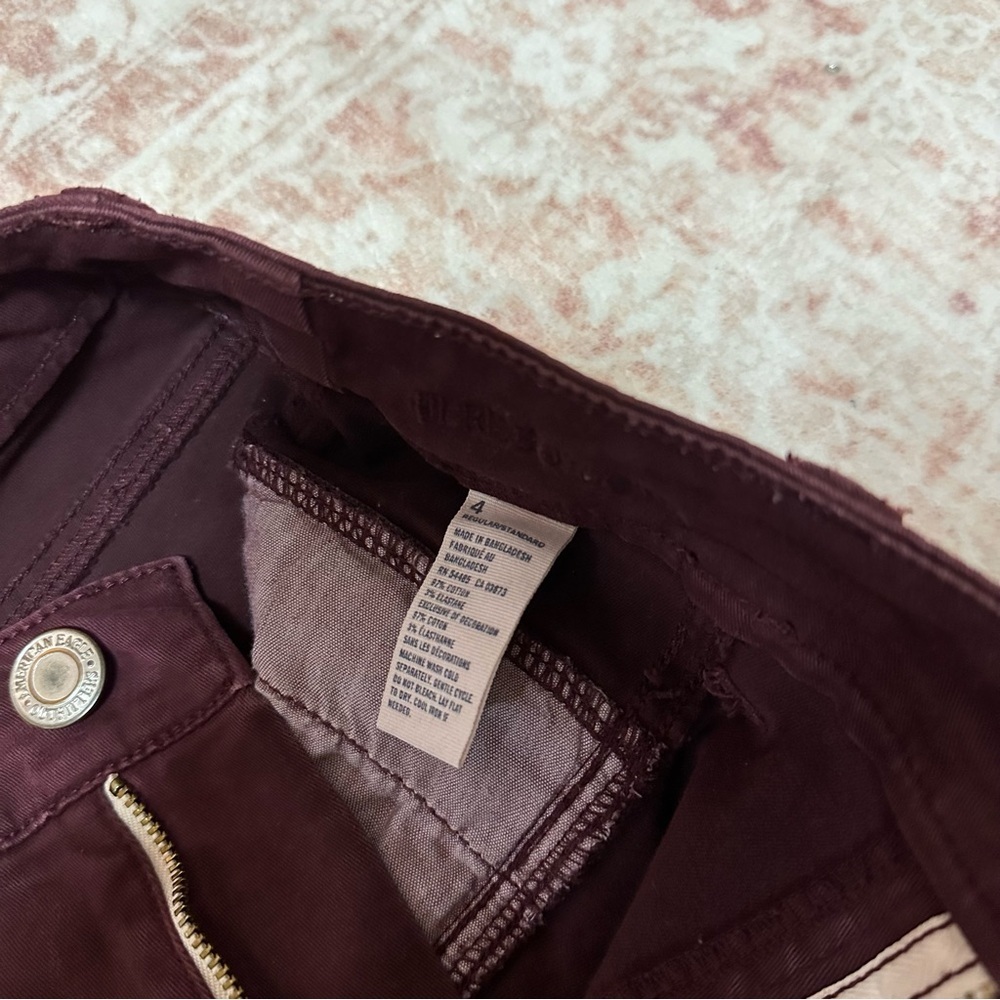 American Eagle Burgundy High Waisted Fitted Jeans - Picture 8 of 11